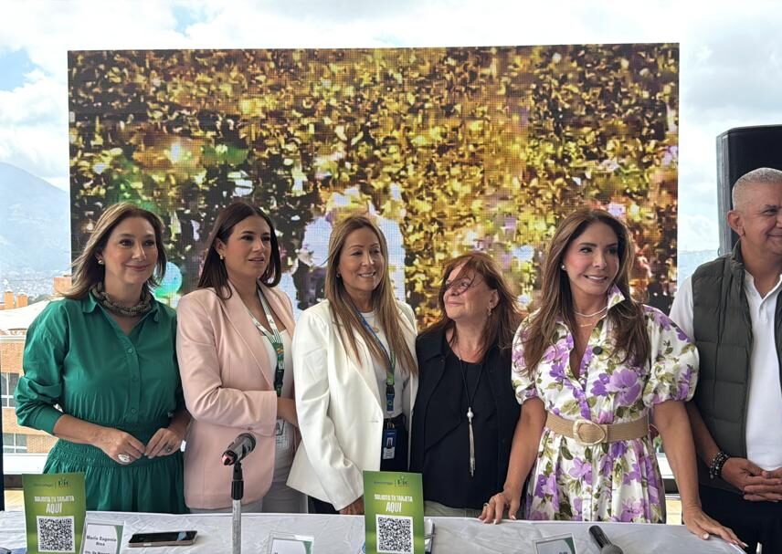 Río Supermarket y Bancamiga entregan más de 2.000 tarjetas de crédito en Caracas