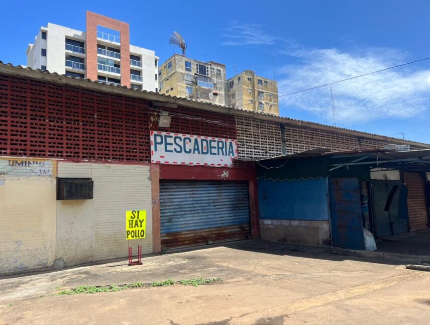 Mercado de Puerto Ordaz solitario y a espera de remodelación