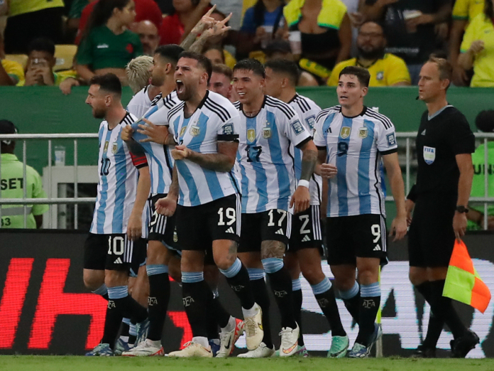 La Fifa retiró sanciones a Otamendi y Caicedo