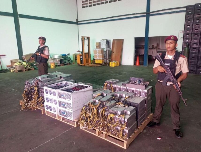 Fanb retienen 107 máquinas de minería digital en Unare