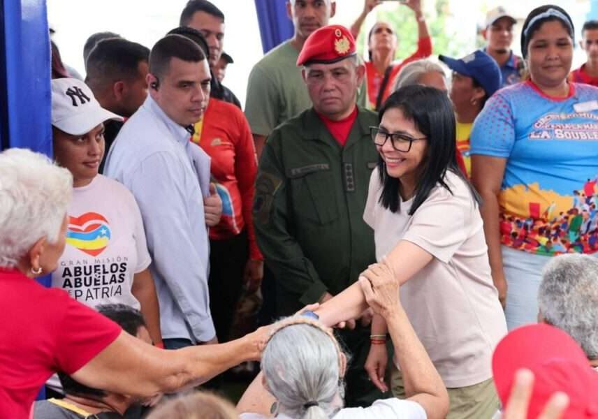 Delcy Rodríguez envía mensaje a las madres venezolanas