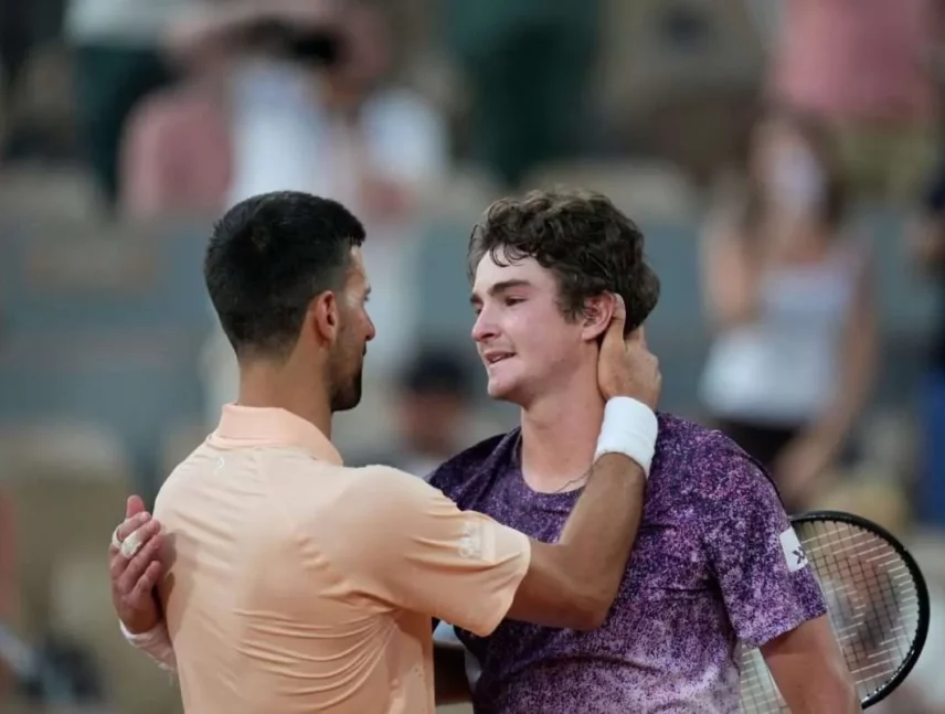 Djokovic cae en tercera ronda de Roland Garros