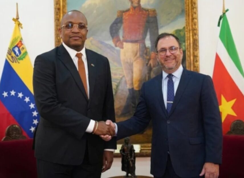 Cancilleres de Venezuela y Suriname consolidan agenda de cooperación