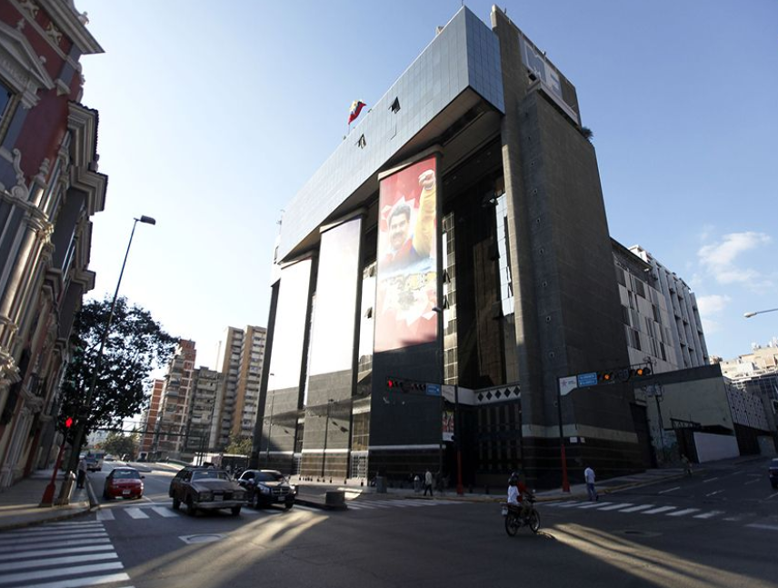 Economistas temen nueva hipoteca financiera de Venezuela
