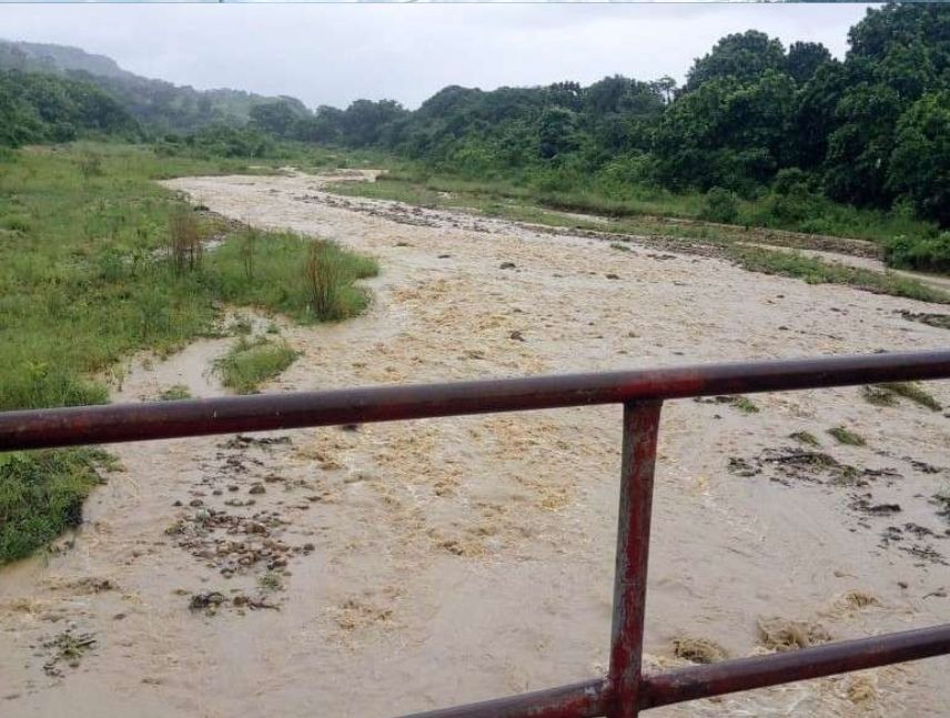 Reportan crecida de ríos tras lluvias en Barinas