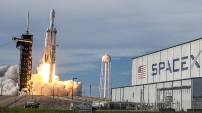 SpaceX anuncia la primera misión tripulada de exploración a Marte