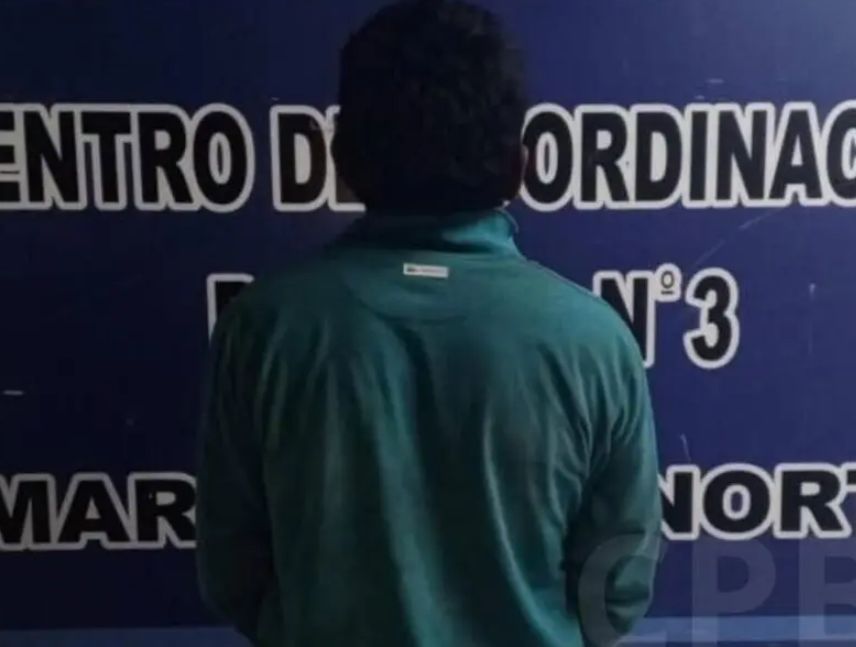 Arrestado por presunto abuso de su hijastra de 7 años