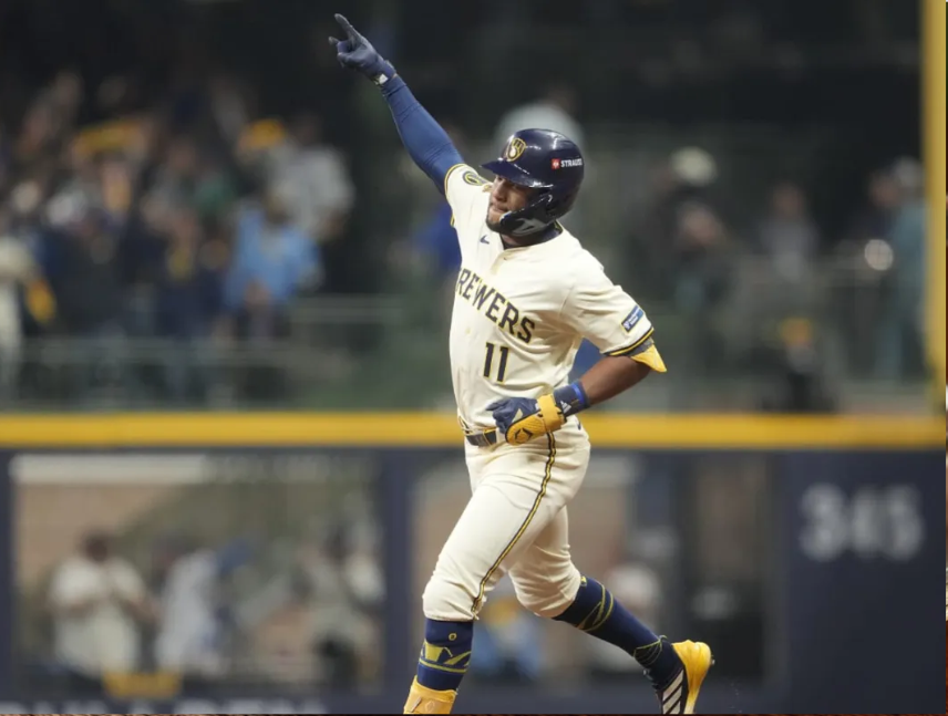 Jackson Chourio fue la bujía de Milwaukee