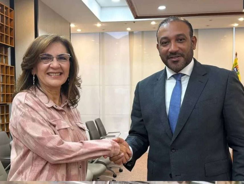 Venezuela busca ampliar conectividad áerea con Catar