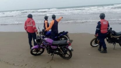 Continúa búsqueda de tres pescadores desaparecidos tras naufragio
