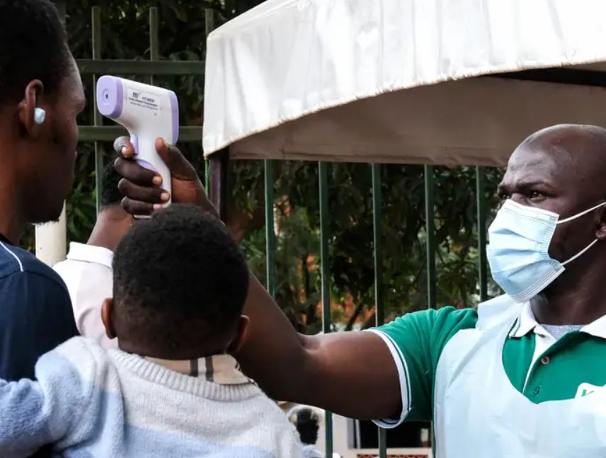Uganda confirma tres nuevos casos de ébola