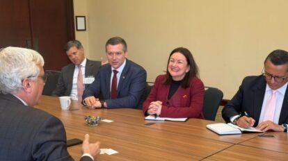 Delegación venezolana asiste a cumbre de exploración petrolera en Texas