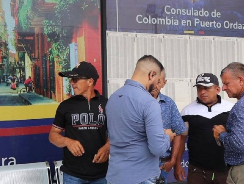 Más de 3 mil personas ejercen su voto en consulado de Colombia en Puerto Ordaz