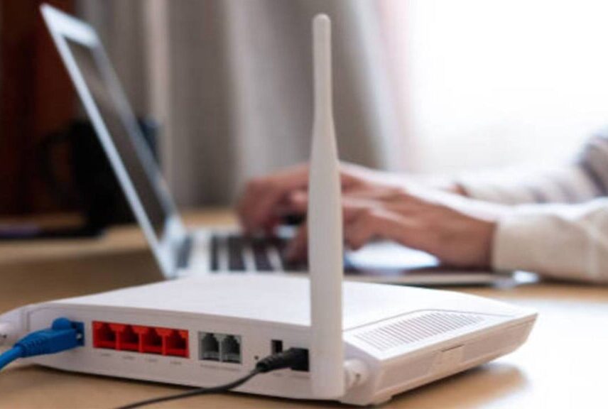 Empresas de Telecomunicaciones piden pagos con la tasa del día