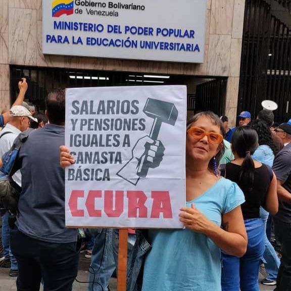 Profesores de la UCV exigen salarios dignos