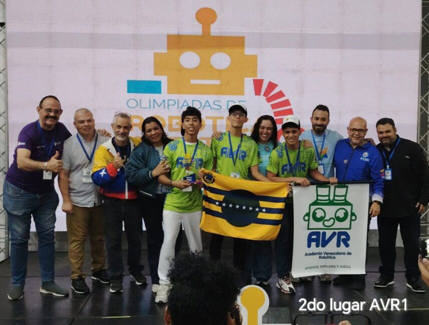 Bolívar campeón oriental de robótica