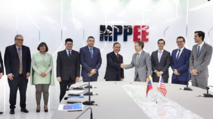 John Barrett sostuvo reunión para debatir reconstrucción de la red eléctrica de Venezuela