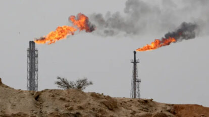 EEUU sanciona a 12 personas por facilitar petróleo Iraní a China