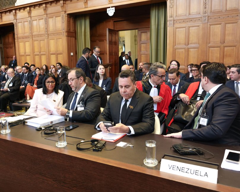 Presidenta (e) apela al Acuerdo de Ginebra para resolver disputa territorial