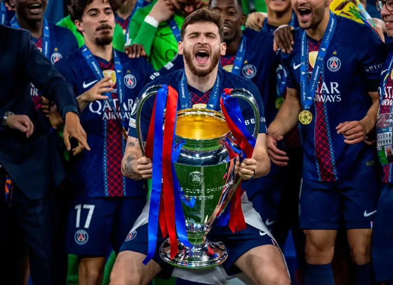 Kvaratskhelia es elegido como el mejor jugador de la Champions League