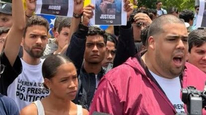 Estudiantes de la UCV marchan tras la muerte de Carmen Navas