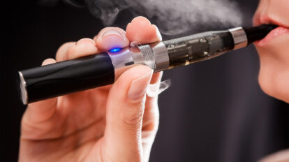 Cigarrillos electrónicos también causan cáncer