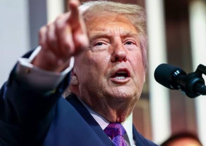 Trump anuncia el final del bloqueo naval a Irán