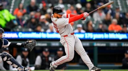 Willson Contreras comanda legión criolla con su poder en Boston