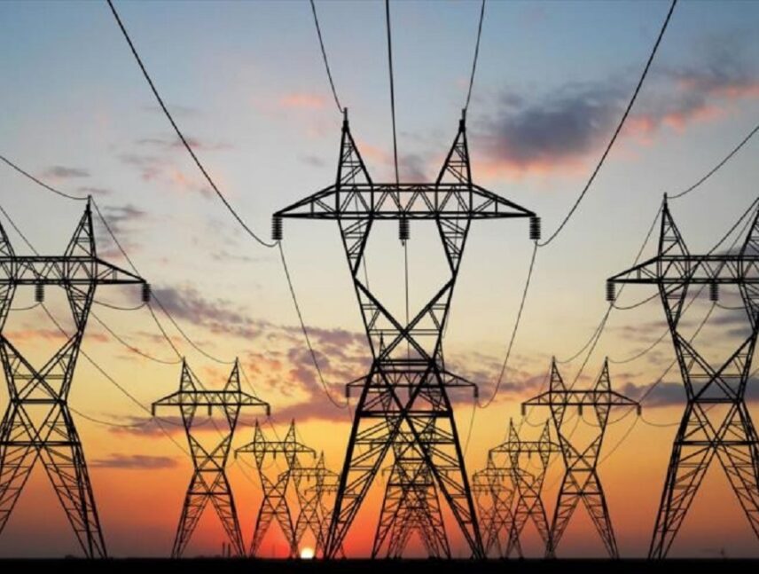 Reportan fuerte fluctuación eléctrica en Caracas y varios estados del país