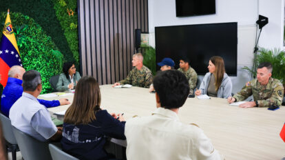 Presidenta (e) recibe a equipo de Asistencia y Rescate ante Desastres (Dart) de EEUU