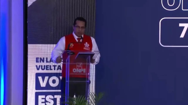 Jurado Electoral de Perú rechaza versiones de fraude