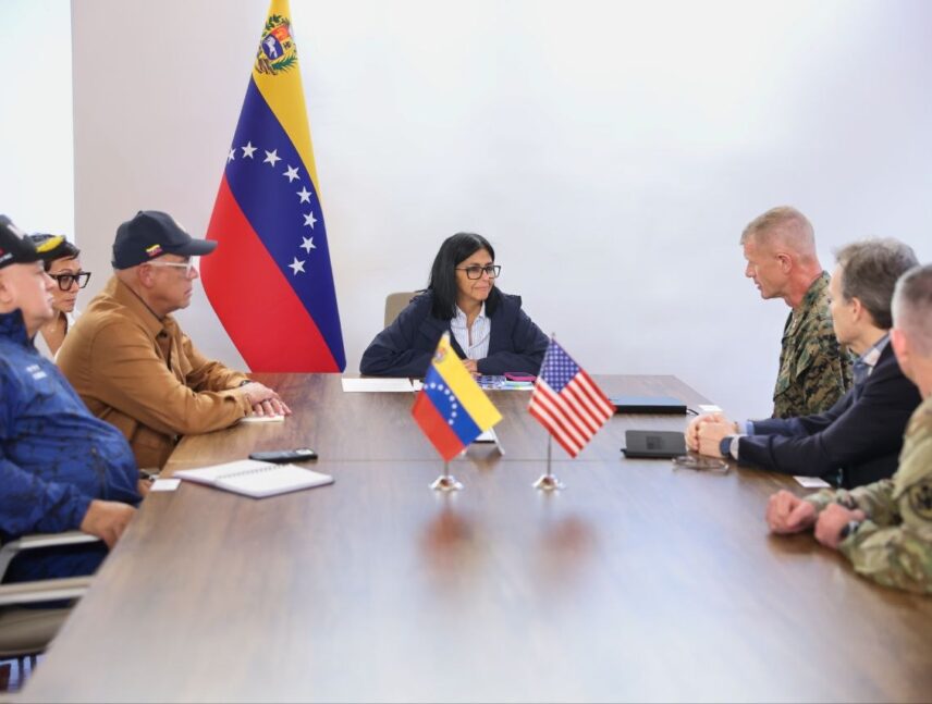 Presidenta (e) coordina labores humanitarias con el MG de EEUU Kevin Jarrard