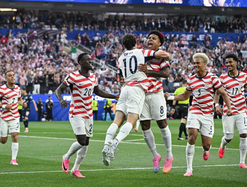 Estados unidos vence a Paraguay 4 a 1 en su debut en el Mundial