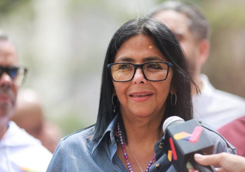 Delcy Rodríguez viajará a la India