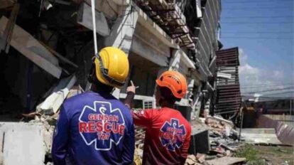 Tras el terremoto en Filipinas, las autoridades siguen sus labores de búsqueda