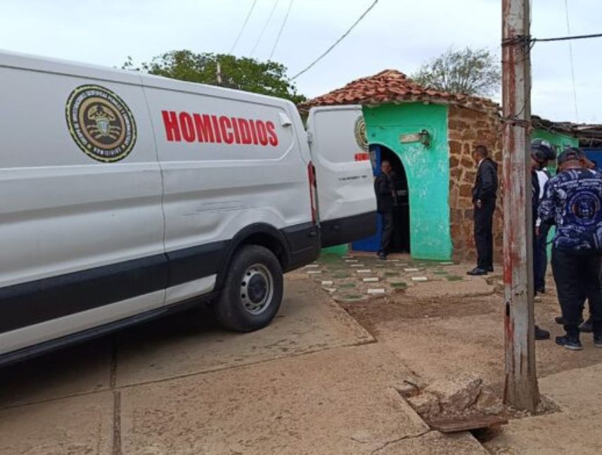 Homocidio en coro