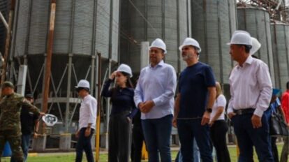 El ministro Padrino López se reunió con productores de Portuguesa