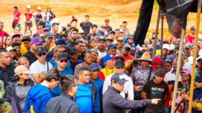 Atienden a mineros de Las Claritas.