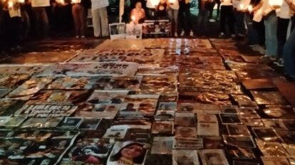 Familiares de los presos políticos siguen en Vigilia.