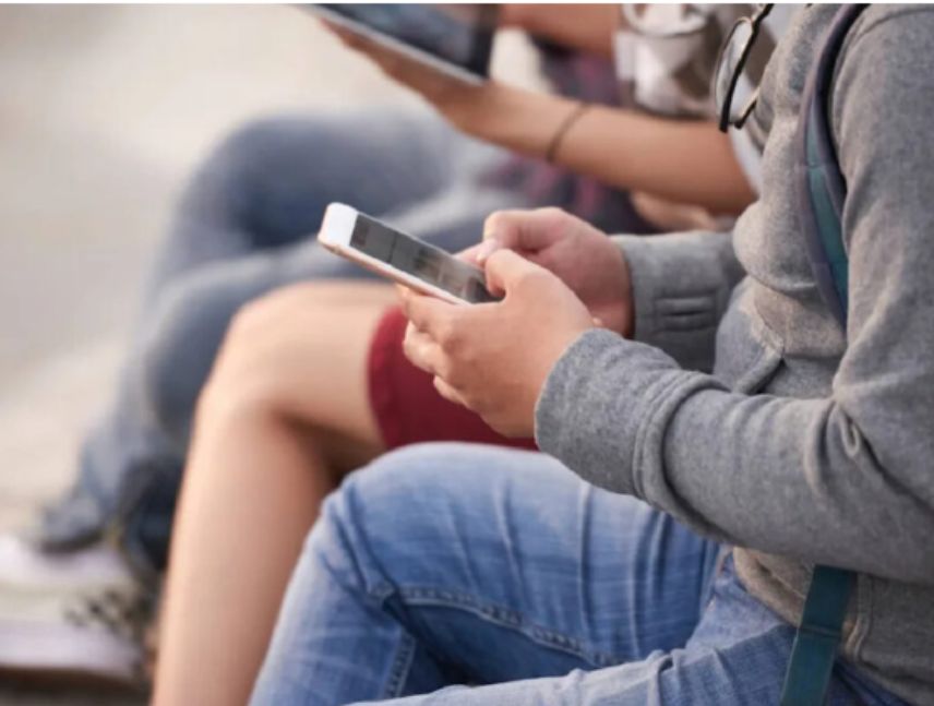 Los menores de 16 años no podrán tener redes sociales.