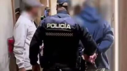 Estadounidense quedó libre tras acusaciones de abuso sexual.