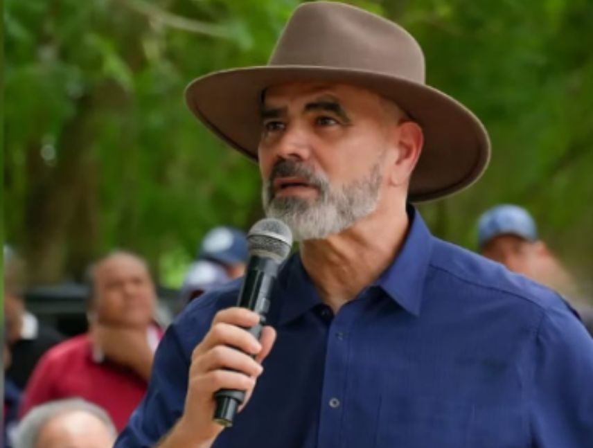 Padrino López confirmó distribución de urea para ciclo agrícola de invierno.