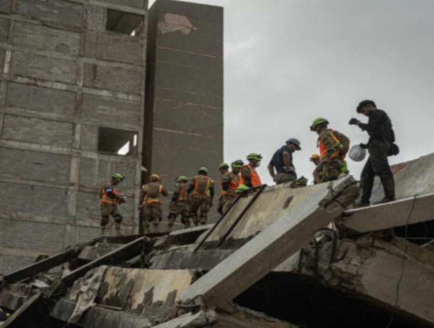 Rescate en Edificio Caribe