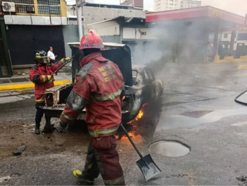 Incendio en avenida lecuna