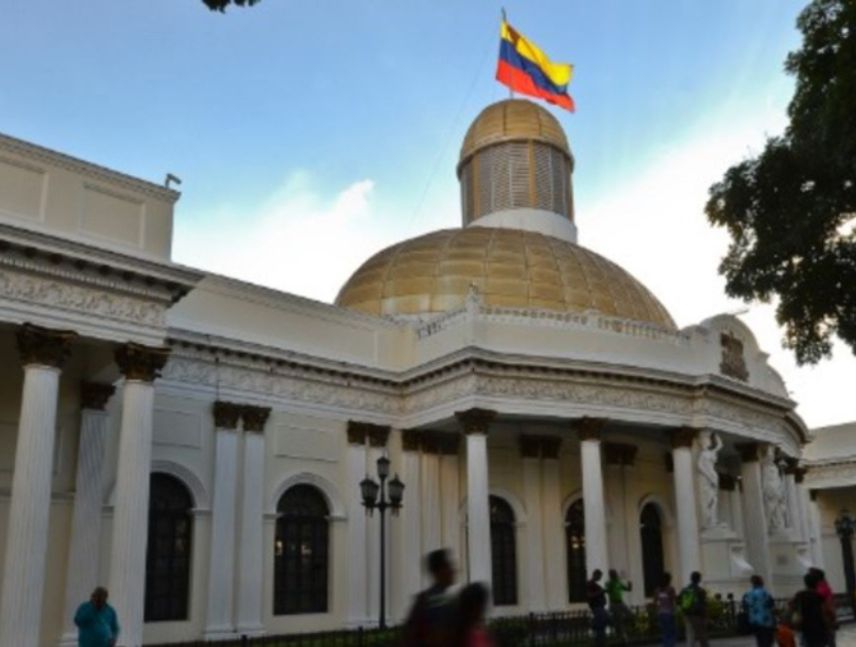 La asamblea nacional trabaja para disminuir los accidentes de tránsito
