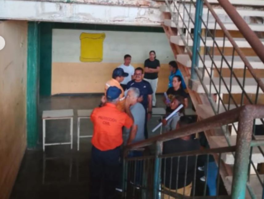 Escuela en pozo verde