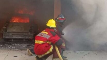 bomberos sofocaron incendia en Padros del Este