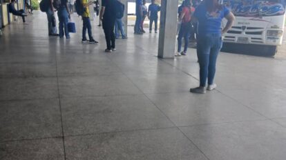 Terminal Manuel Carlos Piar con salidas en normalidad 