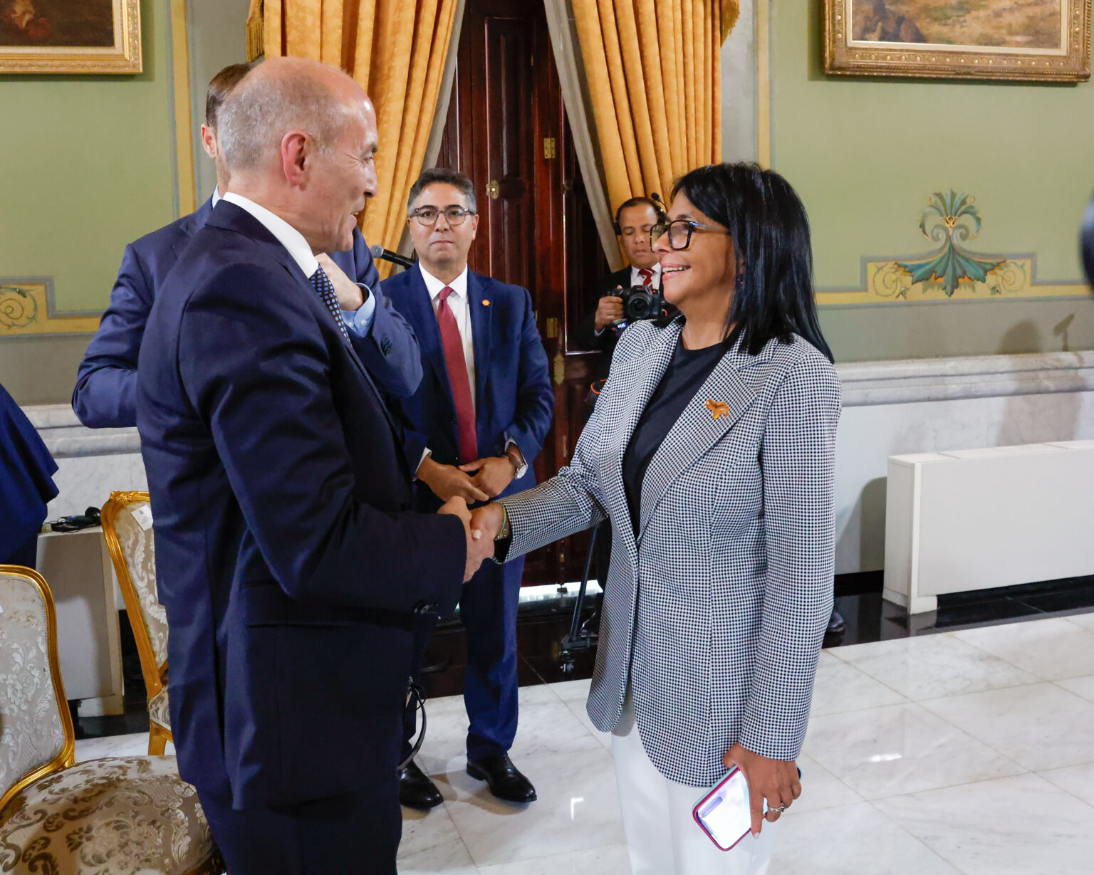 President (e) calls to capture talents from the Venezuela Renace platform - Diario Primicia