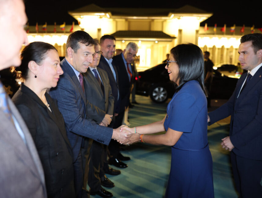Delcy Rodríguez prosigue agenda internacional con visita a Turquía